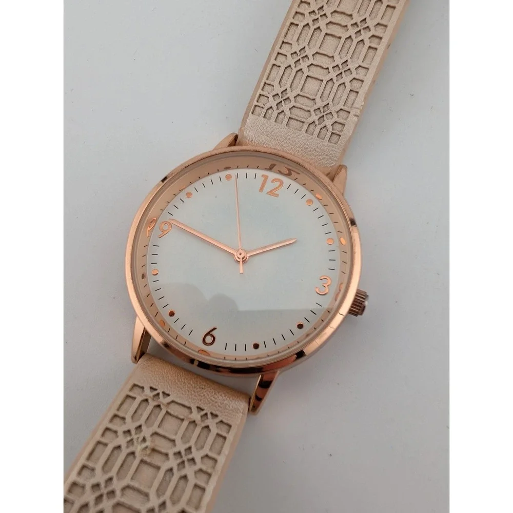 Francesca's‎ Watch Women 36mm Rose Gold Case Pink Faux Leather Band- New Battery